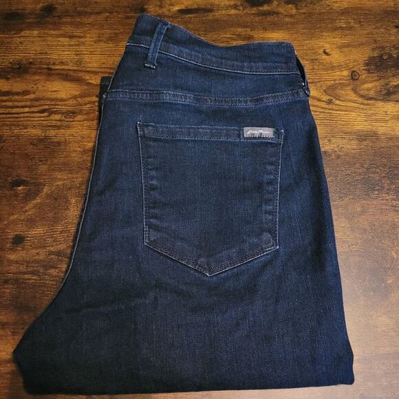 Eddie Bauer Jeans Size 14 Slightly Curvy Hi Rise Slim Straight Tummy Control - Picture 3 of 11